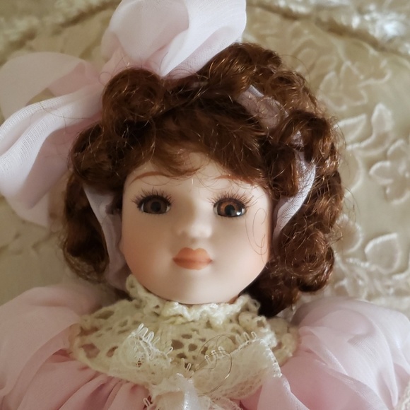 Kid's Porcelain Collector Doll - Picture 4 of 8